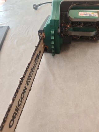 Motosierra Eléctrica 1800W