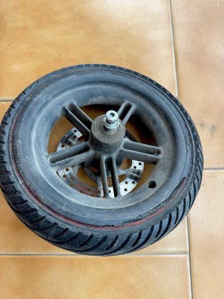 Rueda trasera patinete Xiaomi con disco