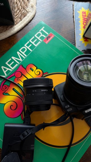 Canon EOS R10 + 2 objetivos