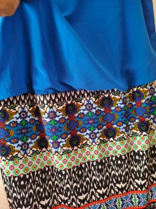 Vestido Leyca azul y multicolor talla L