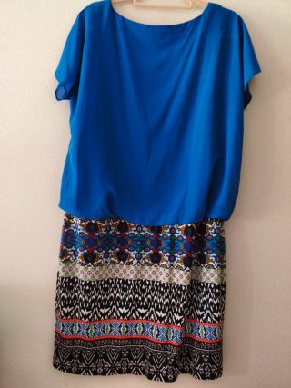 Vestido Leyca azul y multicolor talla L