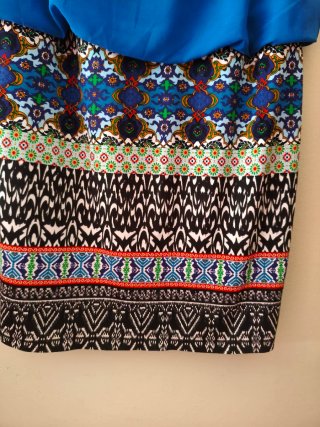 Vestido Leyca azul y multicolor talla L