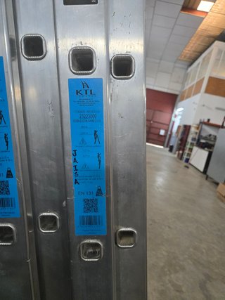 Escalera Doble Aluminio 9x2 Peldaños