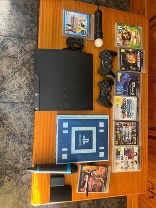 Consola PlayStation 3 slim + Juegos y Accesorios