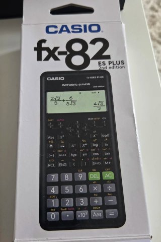 Calculadora Casio FX-82ES PLUS-2