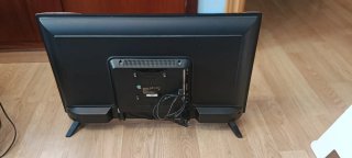 Televisor Philips Negro y samsonite negro