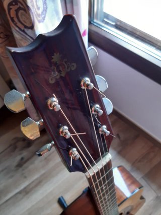 Guitarra Admira A-150 Acústica