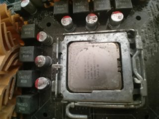 Placa Mãe Asus P5Q c/ CPU e 4GB RAM