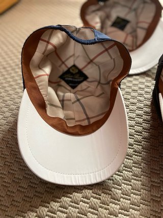 Loro Piana Gorras (1 Azul, 2 Negras)
