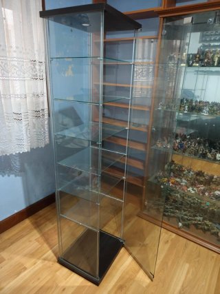 Vetrine espositive in vetro e legno