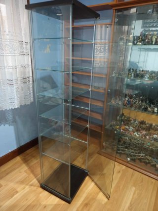 Vetrine espositive in vetro e legno
