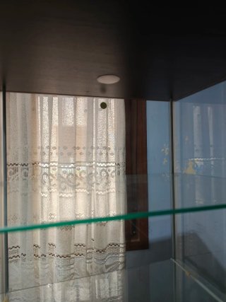 Vetrine espositive in vetro e legno