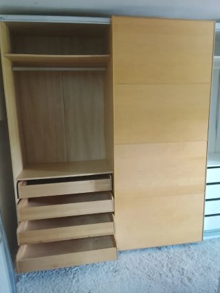 ARMARIO CON PUERTAS CORREDERAS GRANDE DE IKEA