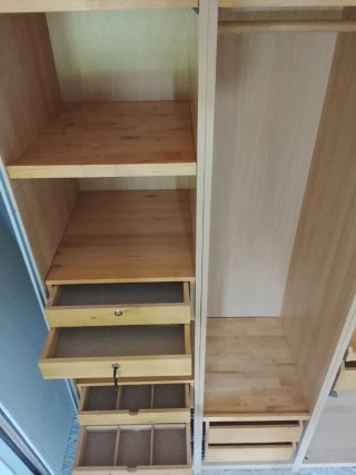 ARMARIO CON PUERTAS CORREDERAS GRANDE DE IKEA