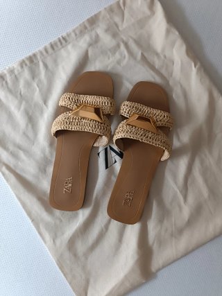 Sandalias Zara Rafia Beige y Doradas