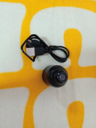 Mini cámara WiFi con cable USB