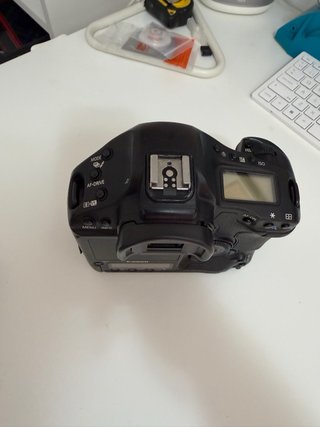 Canon EOS-1D Mark IV