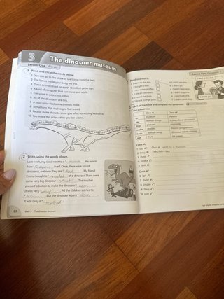 Family and Friends 2e 4 Workbook (Spain)