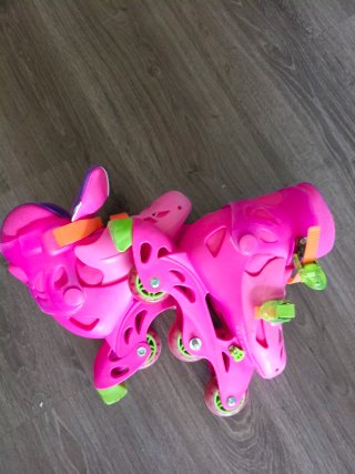 Patines ajustables niña rosa, talla 29-32.