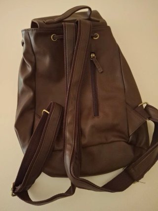Mochila Misako piel sintética marrón chocolate.