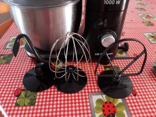 Amasadora Obergozo 1000W Negra