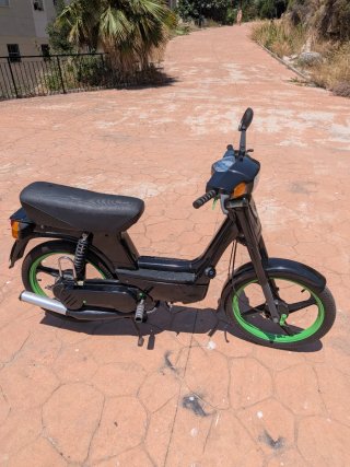 Vespino F9 Negro y Verde