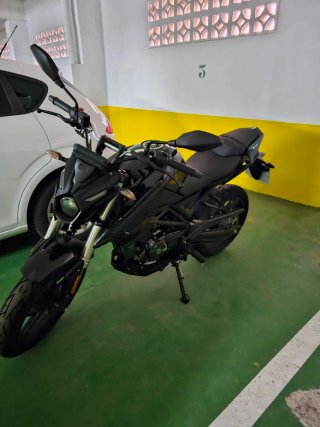 Voge 125R