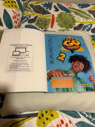 Libro de inglés Burlington Lets Go Forward 2