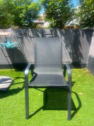 Mesa y 6 sillas de jardín cristal y metal