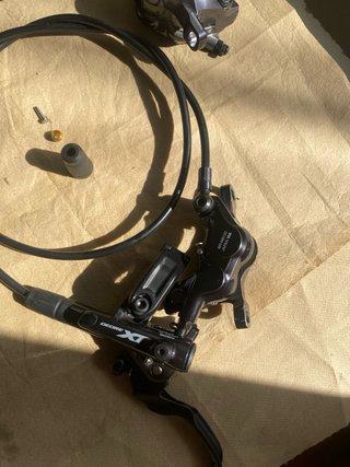 Jg. De frenos Shimano XT M8120 de 4 pistones