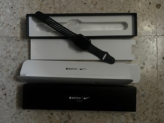 Apple Watch Series 3 Nike negro 42mm