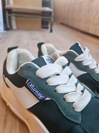 Zapatillas suela ondulada verde y blanco