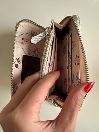 Cartera Parfois flores rosa y azul