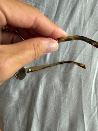 Occhiali da sole oro e verdi celine con tracolla