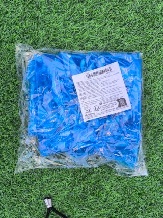 Sofá hinchable piscina azul