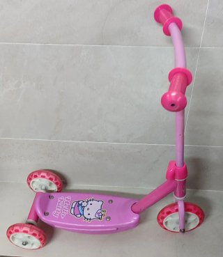 Patinete Hello Kitty 3 ruedas
