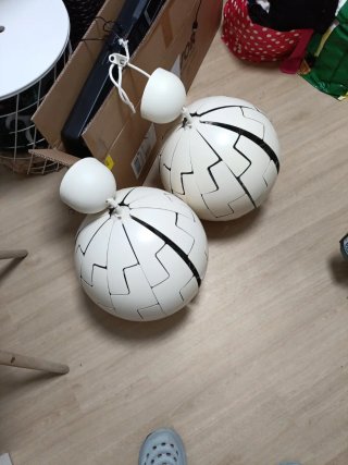 Pack de 2 Lámparas colgantes Ikea plateadas y blan