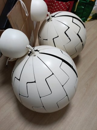 Pack de 2 Lámparas colgantes Ikea plateadas y blan
