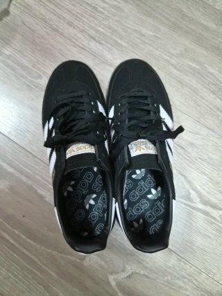 Adidas Spezial Negras