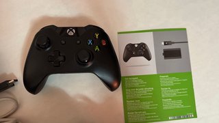 Xbox One Consola Negra + Accesorios