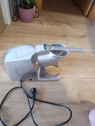 Macchina per il ghiaccio professionale