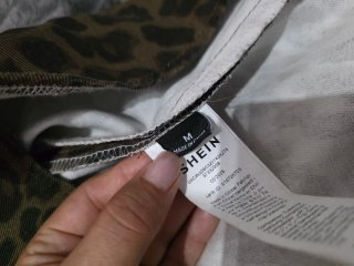 Vestido corto sin manga de leopardo