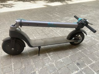 Patinete Cecotec para repuestos