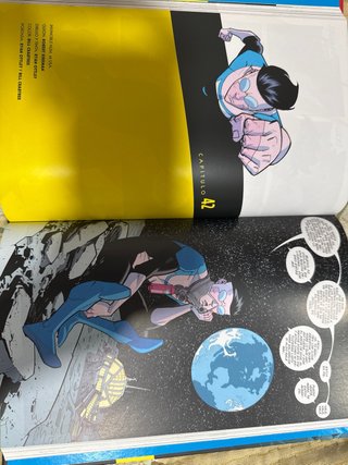 Cómic Invencible vol. 04