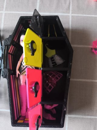 Monster High Skultimate Secrets Draculaura