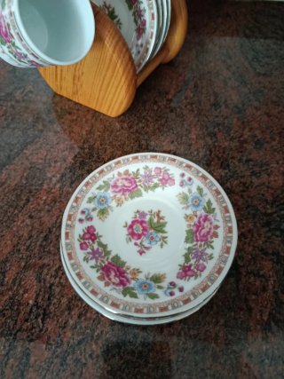 Juego de café con soporte de madera
