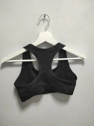 Top sportivo Nike donna nero e oro