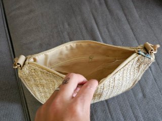 Bolso mujer rafia beige cadena