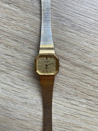 Reloj Orient Quartz Dorado y Plateado