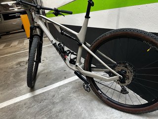 Canyon Lux Trail CF7 XL